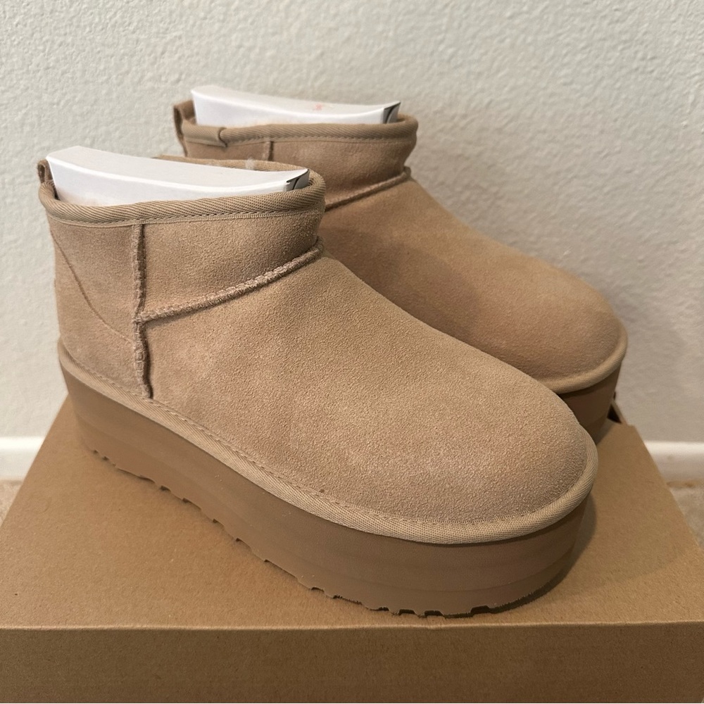 UGG Women’s Classic Ultra Mini Platform